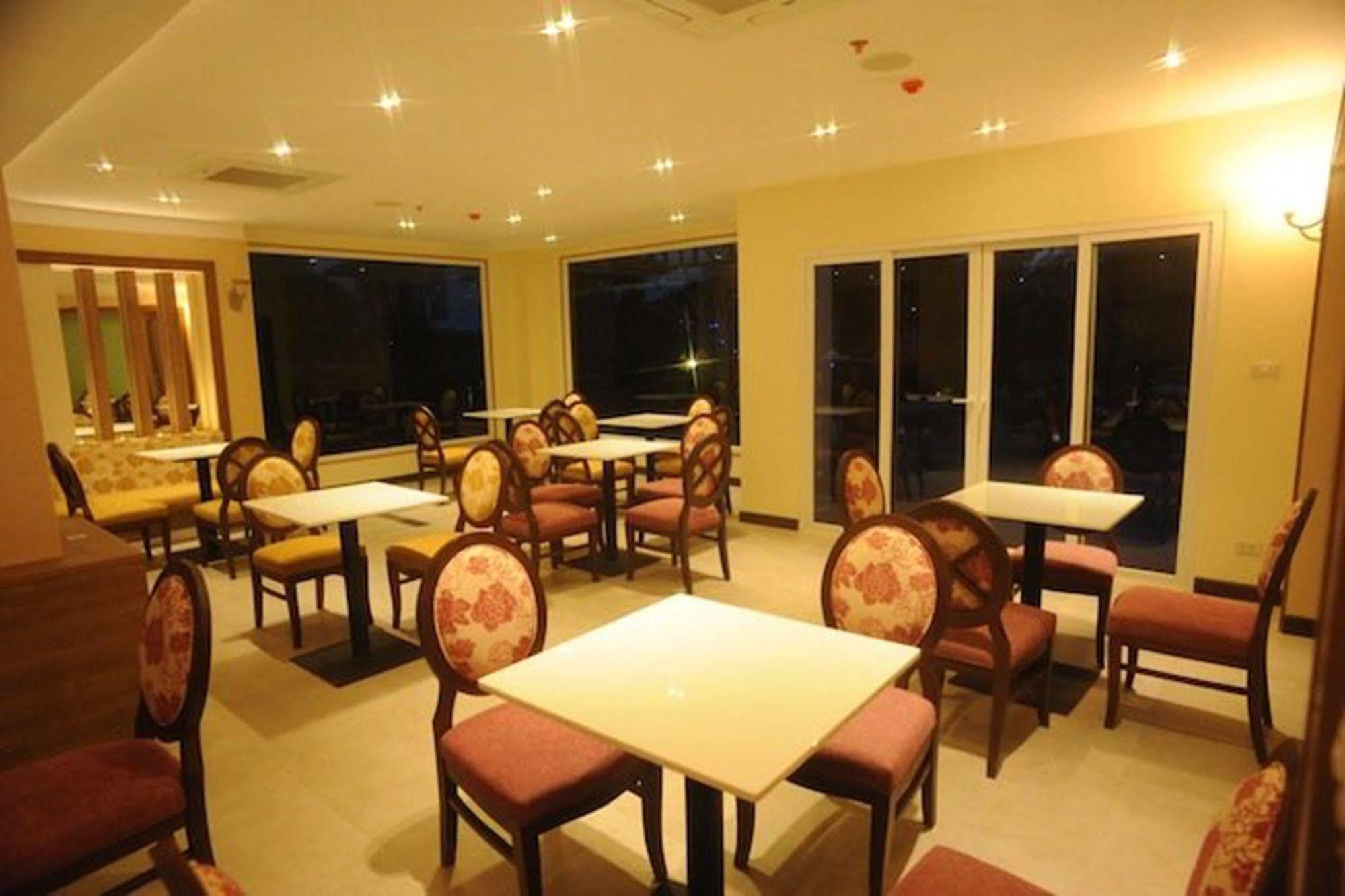 Kitlada Hotel Udonthani Exteriér fotografie