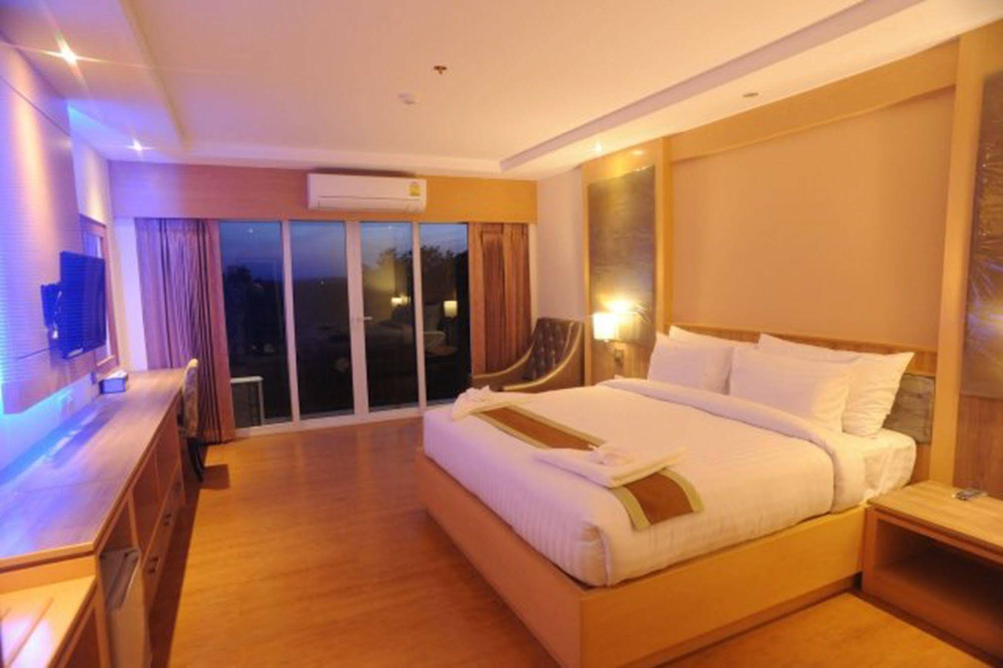 Kitlada Hotel Udonthani Exteriér fotografie