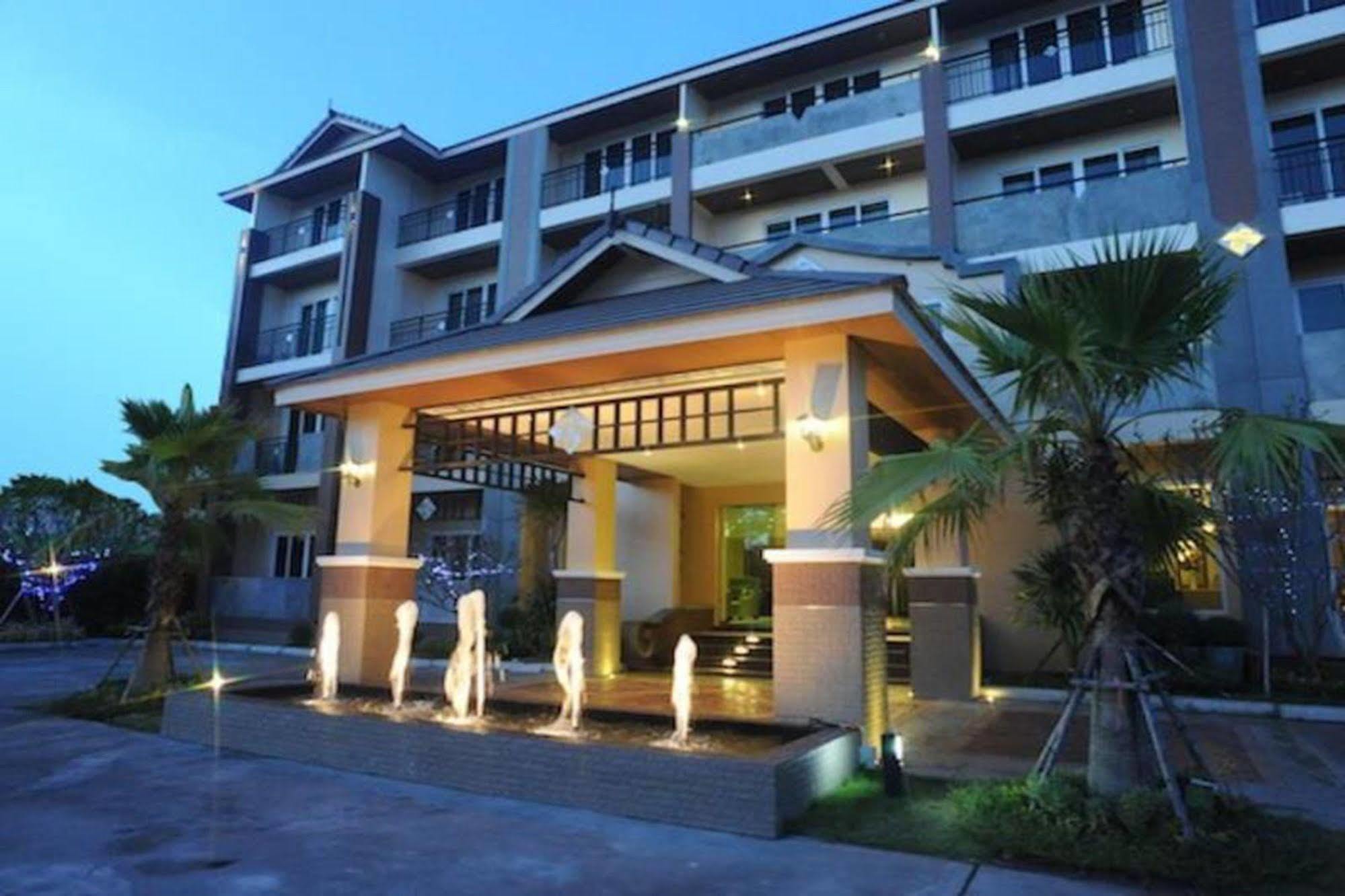 Kitlada Hotel Udonthani Exteriér fotografie