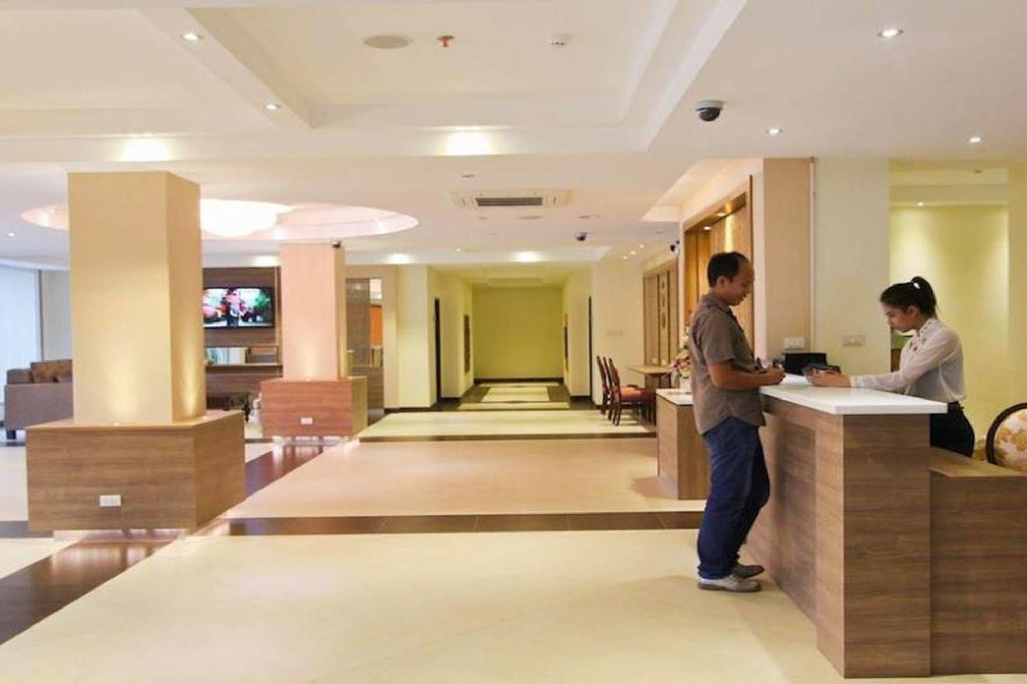 Kitlada Hotel Udonthani Exteriér fotografie