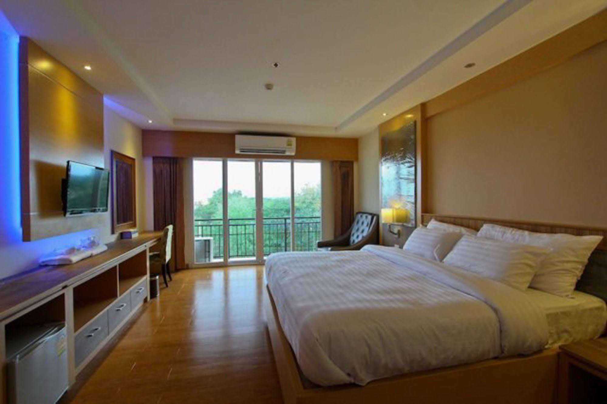 Kitlada Hotel Udonthani Exteriér fotografie